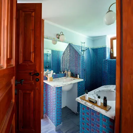 Superb Historical Ferienhaus